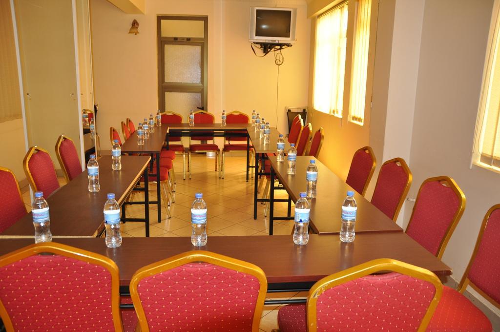 Rich Hotel Arusha Exteriör bild